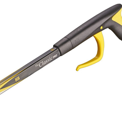 The Helping Hand Company Classic Pro sniedzamības palīglīdzeklis ar 82 cm garu rokturi ir paredzēts vecāka gadagājuma cilvēkiem, cilvēkiem ar invaliditāti vai ikvienam, kam ir grūtības noliekties un sniegties.