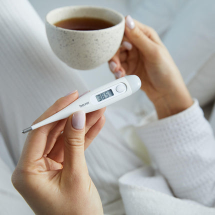 Beurer FT 09 digitālais un ķermeņa termometrs, ūdensizturīgs, LCD displejs ar mērīšanas diapazonu +/- 1 ºC, skaņas signāls, bez stikla, krāsa balta