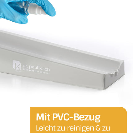Dr. Pols Kohs | Injekcijas spilvens 45x15cm | putu polsterējums | Mazgājams PVC pārvalks | Iepriekš veidota roku izgriezuma forma | Ziloņkaula balts | Ražots Vācijā