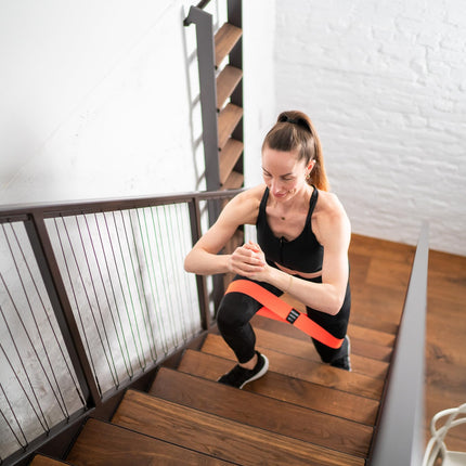 NEOLYMP īsās auduma fitnesa lentes ar fitnesa treniņu programmas e-grāmatu — mazgājamas pretestības lentes, pretestības lentes, vingrošanas lente, fitnesa lente, treniņu lentes, pievilkšanās lentes (5 gabalu komplekts)