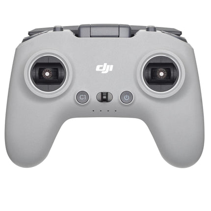 DJI FPV — tālvadības pults, kas ir saderīga ar DJI FPV dronu, drona tālvadības pults, iebūvēta radio vadība, vadības diapazons līdz 6 km, līdz 9 lietošanas stundām un Et — propelleri Avata dronam