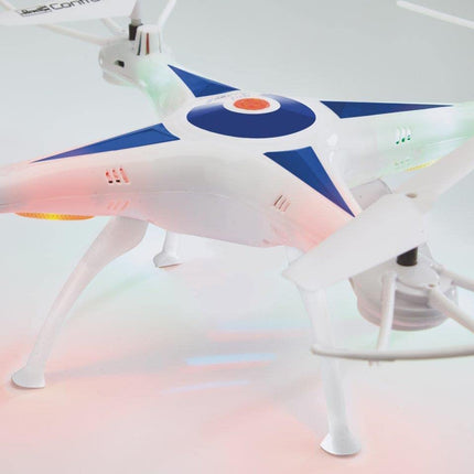 Revell vadības kvadrokopters Go! Triks, 6 asu žiroskops, ātruma līmeņi un apgāšanās funkcija, bezgalvas režīms, liels uzlādējams LiPo akumulators, iekļauts USB lādētājs, precīza tālvadības pults