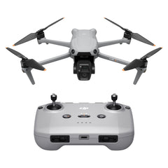 DJI Air 3S (RC-N3), drons ar 4K kameru, divu kameru drons ar 1 collas CMOS platleņķa kameru, 4K/60 kadri/s HDR video un 14 dinamiskā diapazona iestatījumiem, maksimālais lidojuma laiks 45 minūtes, 20 km video pārraide