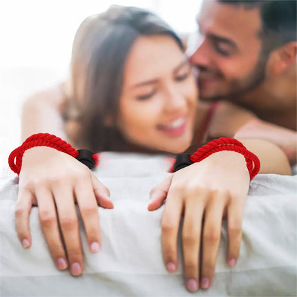 2 sasaistes virvju komplekts plaukstu locītavām un potītēm, regulējamas BDSM saites un sasaistes virve, BDSM saites, roku un kāju rokudzelži pāriem (sarkani)