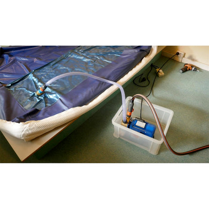 Easylife 2x15 gabali ūdensgultas kopšanas salvetes, vinila tīrīšanas salvetes no Stricker