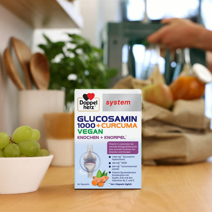 Doppelherz sistēma GLIKOZAMINS 1000 + KURKUMA VEGĀNS – C vitamīns veicina normālu kolagēna veidošanos normālai skrimšļu un kaulu funkcijai – 120 kapsulas