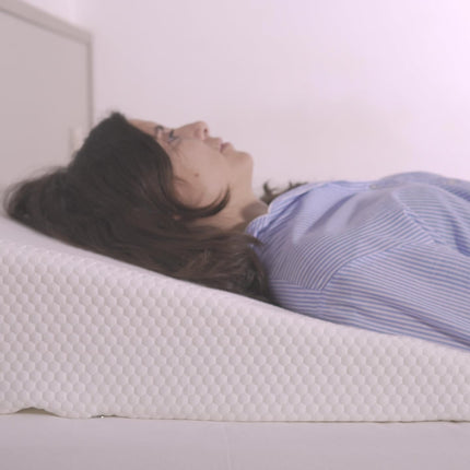 SONNO+ ķīļveida spilvens pret refluksu 2 vienā ar regulējamu biezumu 18 vai 24 cm, ar 2,5 cm atmiņas putām, matrača ķīļveida forma, matrača pacēlājs pieaugušajiem