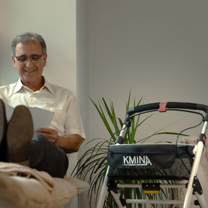 KMINA PRO - Šaurs rullators mājām, salokāms senioriem, iekštelpām ar paplāti, mazs, melns