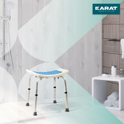 KARAT dušas krēsls - dušas krēsls ar regulējamu augstumu 37,5-49,5 cm - kravnesība līdz 136 kg - neslīdošs un stabils dušas sēdeklis - vannas krēsls - neslīdošas gumijas kājiņas (bez šķērsstieņiem)
