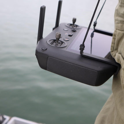 Universāla plecu siksnu sistēma DJI kontrolieriem: Savietojama ar DJI Smart, RC Pro, RC un RC2 — Inovatīva horizontāla piekare stabilitātei un precīzai vadībai