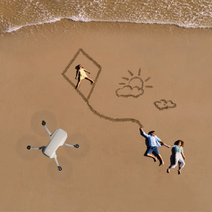 DJI Mini 2 Fly More Combo, īpaši viegls salokāms kameras drons, 3 asu stabilizators ar 4K kameru, 12 MP, 31 minūšu lidojuma laiks, trīs baterijas, OcuSync 2.0, 10 km HD video pārraide, drons iesācējiem, pelēks