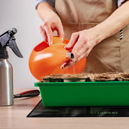 HBN apsildes paklāju komplekts ar 2 apsildes paklājiem stādiem un sēklām, 17,5 W, iekštelpu siltumnīcas audzēšanas plāksnes apsildes paliktnis dārzeņiem, ziediem, garšaugiem, terārijiem, 50 x 25,7 cm