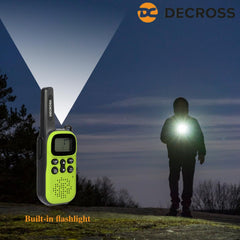 DC DECROSS rācijas bērniem un pieaugušajiem, 2 rāciju komplekts līdz 4 km, PMR446 16 kanāli, VOX, lukturītis, dāvana zēniem un meitenēm vecumā no 4, 5, 6, 7, 8 gadiem, pārgājieni, kempings (zaļš + akumulators)