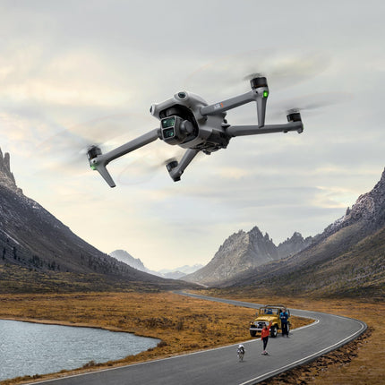 DJI Air 3 Fly More Combo ar DJI RC-N2 tālvadības pulti, drons ar kameru pieaugušajiem, 4K HDR, 2 primārās kameras (vidējs telefoto/platleņķa), 46 min. maks. lidojuma laiks, 48 ​​MP, O4, 2 papildu akumulatori
