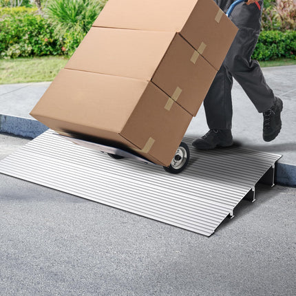 VEVOR durvju sliekšņa rampa 43,6 x 86,4 x 7,6 cm ratiņkrēslu rampa 362,8 kg celtspēja alumīnija sakausējuma apmales rampa modulāra konstrukcija sliekšņa rampa neslīdoša alumīnija rampa rampa
