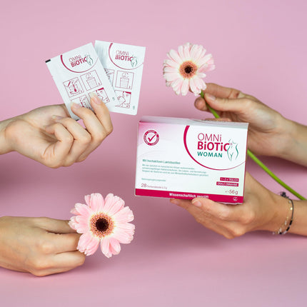 OMNi BiOTiC WOMAN, 28 porcijas, 4 baktēriju celmi, 10 miljardi baktēriju vienā dienas devā, pulveris, vegāns, bez glutēna, bez laktozes, ikdienas lietošanai, vienkārši dzerams