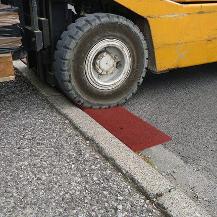 Gumijas rampa, 30 mm augsta sliekšņa rampa, apmales rampa, pārbraucamā rampa (melna)