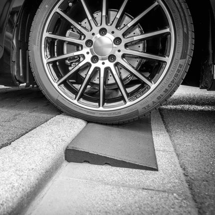 TRUTZHOLM apmales rampa 100x25x4,5 cm piekļuves rampa ratiņkrēslu rampa gumijas rampa sliekšņa rampa