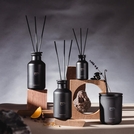 ipuro - klasiskais istabas aromāts Noir - 75ml | Austrumu istabas atsvaidzinātājs ar rožu, pačūlijas, sandalkoka, eikalipta un kokosriekstu aromātu | Difuzors ar nūjiņām | Gaisa atsvaidzinātājs mājām