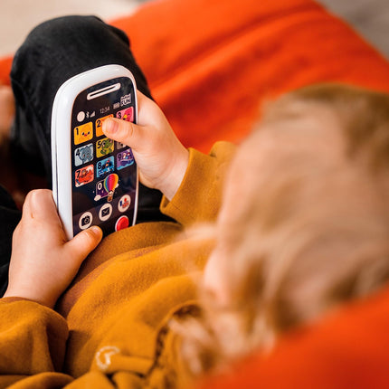 Bezgalīgā jautrība Mans pirmais īstais telefonu duets — pirmais telefons, kas ļauj veikt zvanus, izmantojot Bluetooth. – Imitācijas rotaļlieta, daudzvalodu, franču/angļu valodā, no 12 mēnešu vecuma