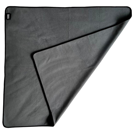 SXPD® — Seksa sega — Oriģinālā | pelēks 120x120cm | ūdensnecaurlaidīga mīlas sega, kas izgatavota no mīkstas polārās vilnas | Matrača virsmatracis — mazgājams, absorbējošs un ilgtspējīgs | Oeko-TEX® standarts 100